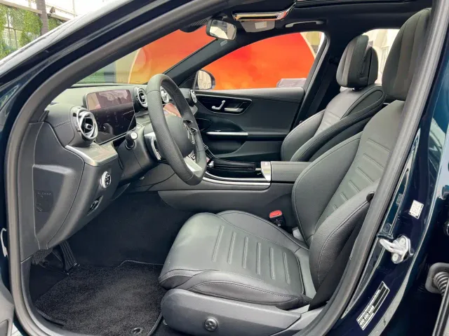 Mercedes-Benz C-Class — Фото автомобиля 10
