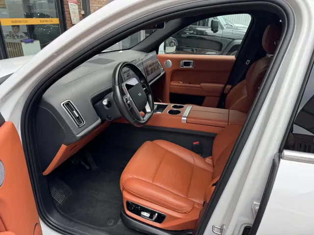 Li Auto L7 — Фото автомобиля 5