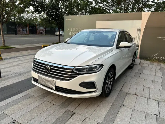 Фотография автомобиля — Volkswagen Lavida