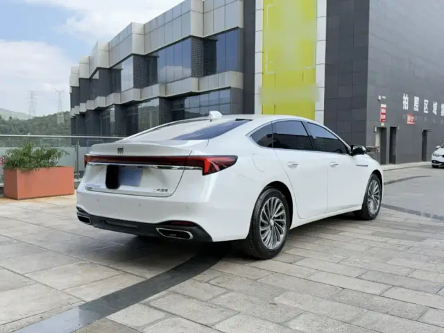 Buick LaCrosse — Фото автомобиля 12