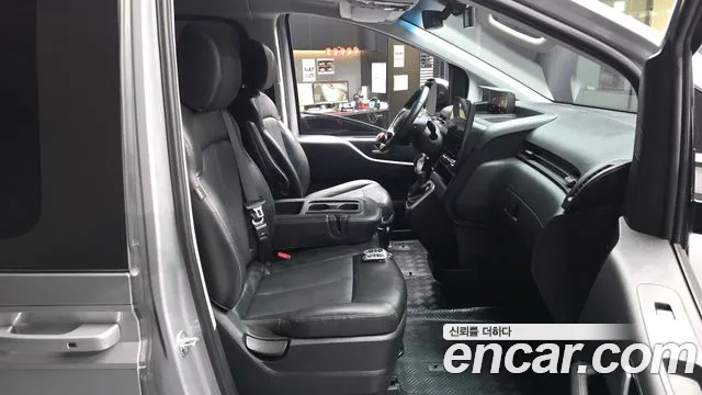 Hyundai Staria Staria Tourer 9 мест — Фото автомобиля 11