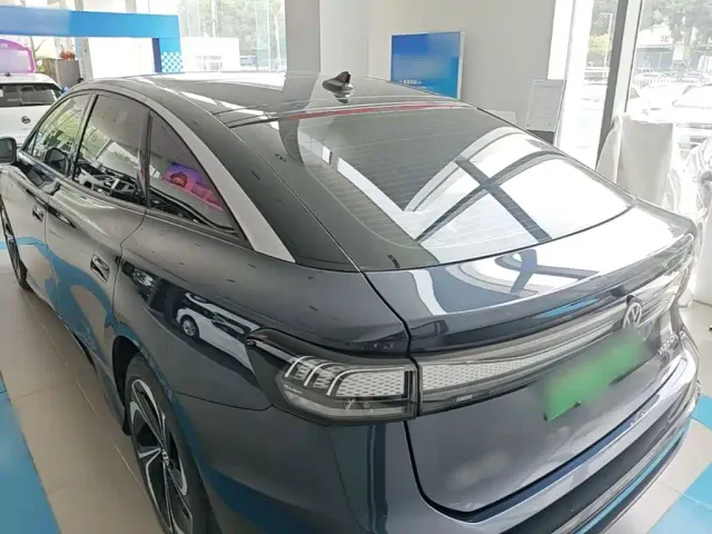 Volkswagen ID.7 Vizzion — Фото автомобиля 4