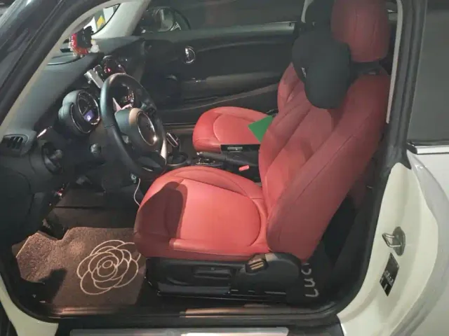 MINI Hatch — Фото автомобиля 11