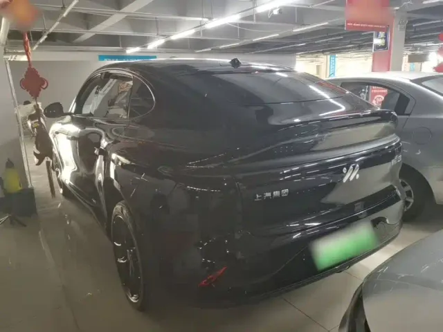 IM Motors LS6 — Фото автомобиля 4