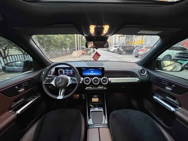 Mercedes-Benz GLB-Class — Фото автомобиля 8