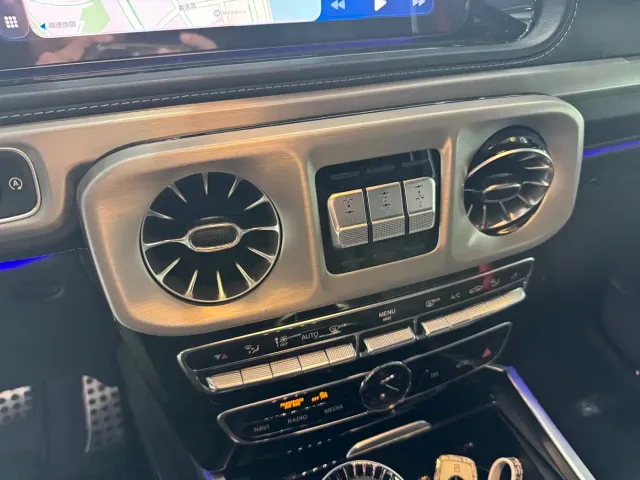 Mercedes-Benz G-Class — Фото автомобиля 6