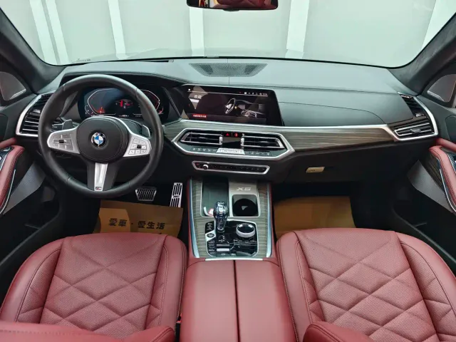 BMW X5 — Фото автомобиля 8