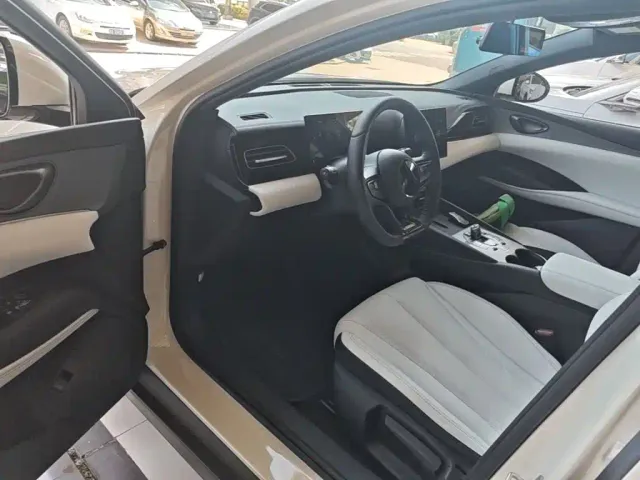 BYD Seal 06 — Фото автомобиля 15