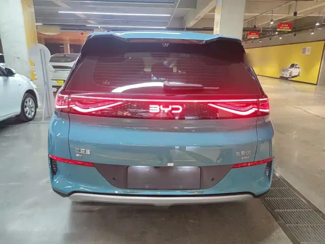 BYD Sealion 05 EV — Фото автомобиля 5