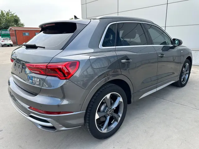 Audi Q3 — Фото автомобиля 15