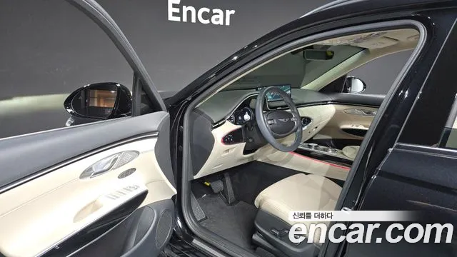 Genesis GV70 — Фото автомобиля 9
