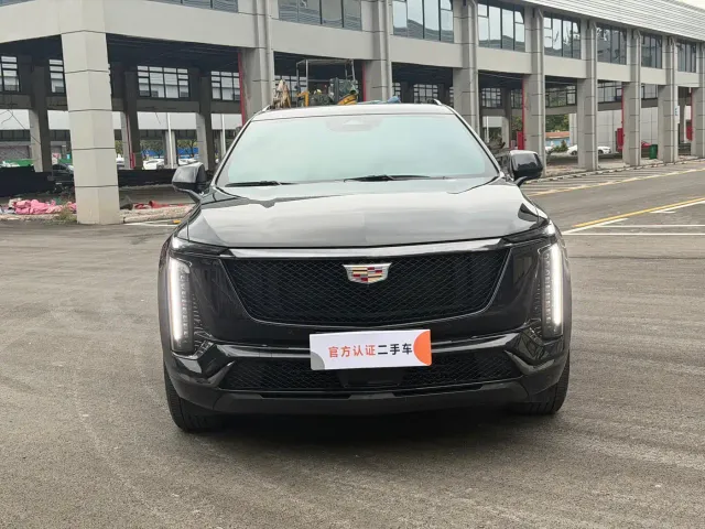 Cadillac XT5 — Фото автомобиля 2