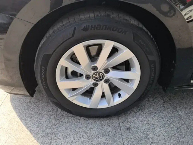 Volkswagen Passat — Фото автомобиля 22