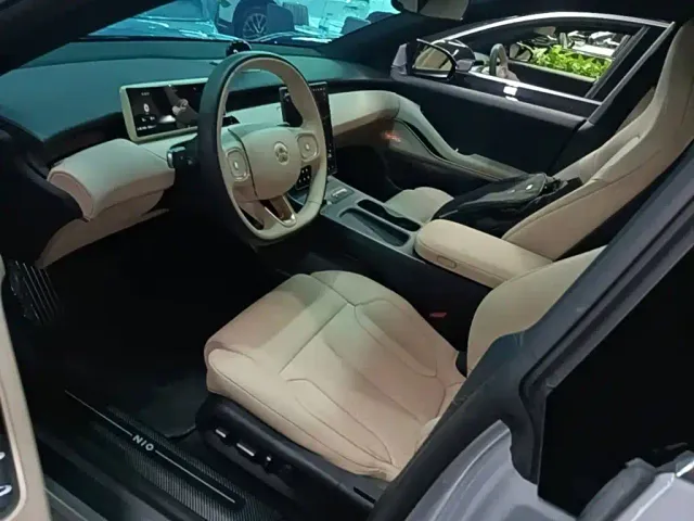 Nio ET5 Touring — Фото автомобиля 14