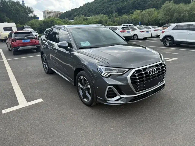 Audi Q3 — Фото автомобиля 3