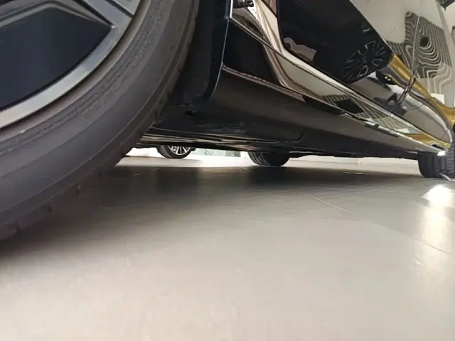 BMW 7 Series — Фото автомобиля 3