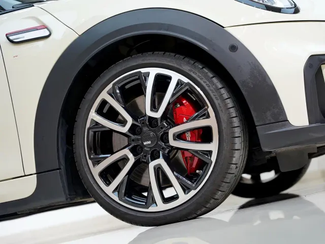 MINI John Cooper Works — Фото автомобиля 10