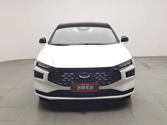 Ford Mondeo — Фото автомобиля 3