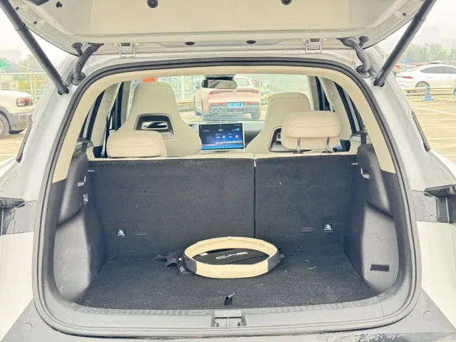 BYD Yuan PLUS — Фото автомобиля 7