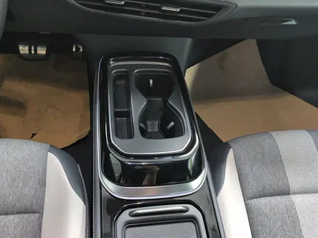 Volkswagen ID.4 Crozz — Фото автомобиля 16