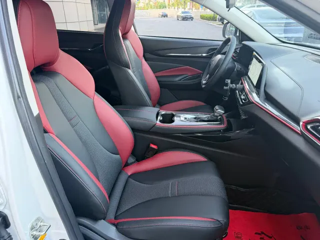 Changan Oushang X5 — Фото автомобиля 10