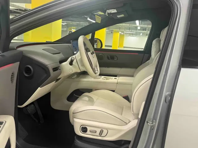 Li Auto i6 — Фото автомобиля 2