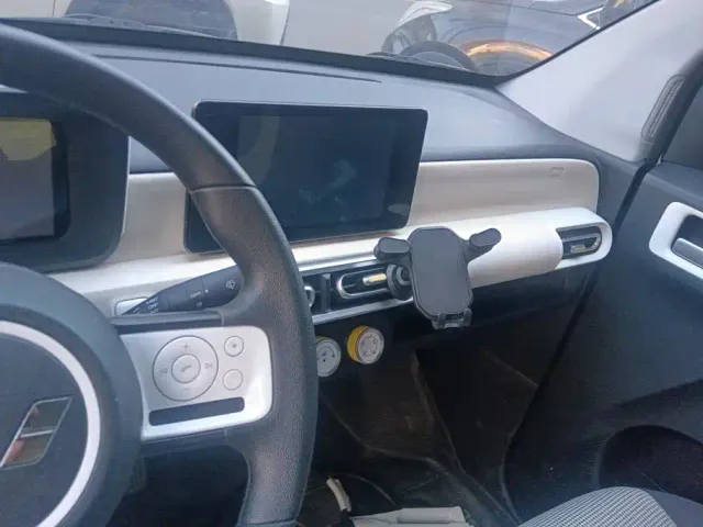 Wuling Hongguang Mini EV — Фото автомобиля 13
