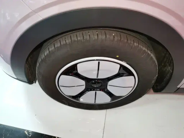 Geely Starry Wish — Фото автомобиля 22
