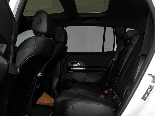 Mercedes-Benz GLB-Class — Фото автомобиля 20