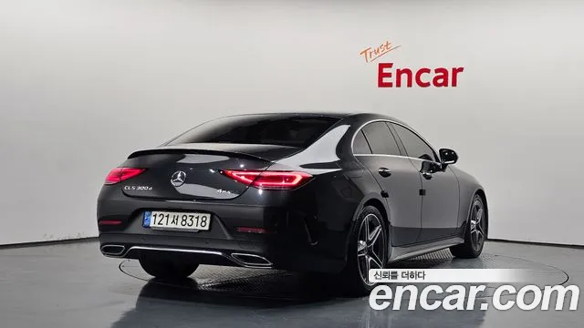 Mercedes-Benz CLS-Class — Фото автомобиля 2