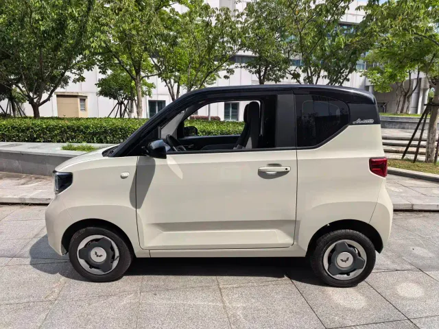 Wuling Hongguang Mini EV — Фото автомобиля 3