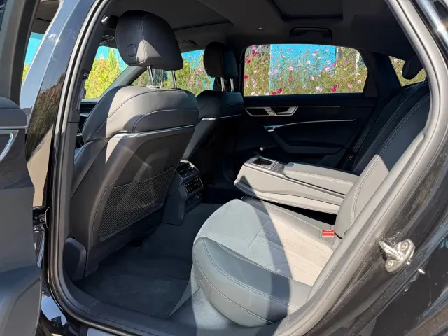 Audi A6L — Фото автомобиля 16