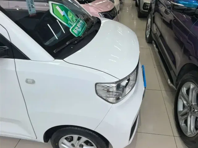 Wuling Hongguang Mini EV — Фото автомобиля 3