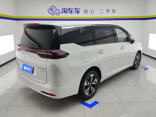 GAC Trumpchi M6 — Фото автомобиля 3