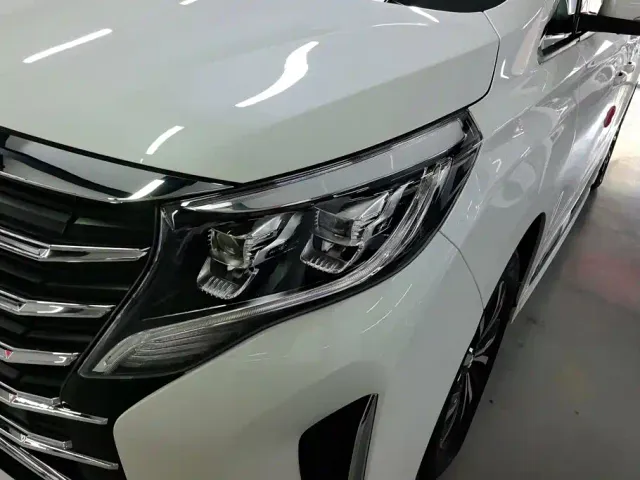 GAC Trumpchi M8 — Фото автомобиля 5