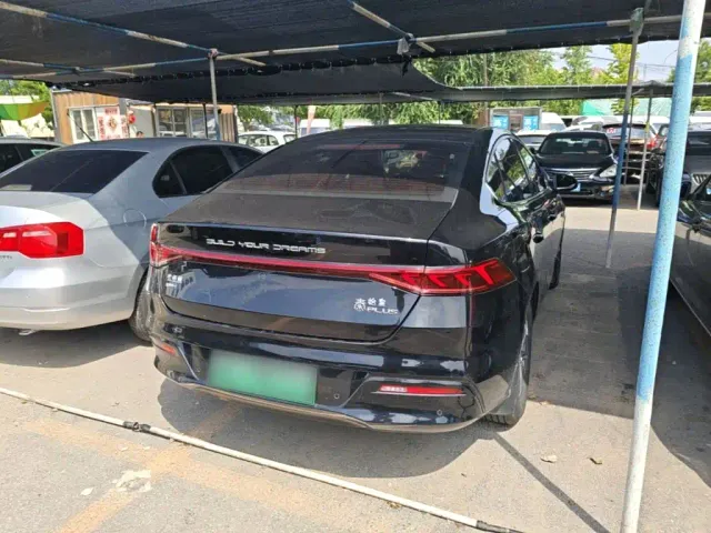 BYD Qin PLUS — Фото автомобиля 6