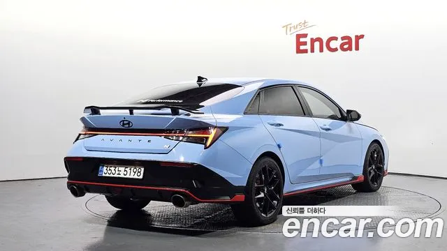 Hyundai AVANTE — Фото автомобиля 2