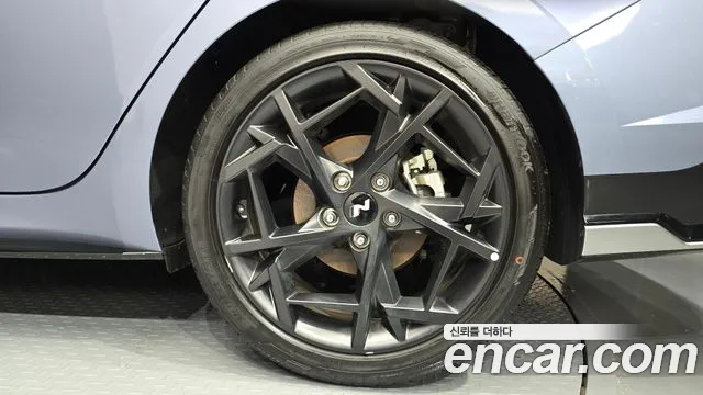 Hyundai Avante CN7 — Фото автомобиля 6