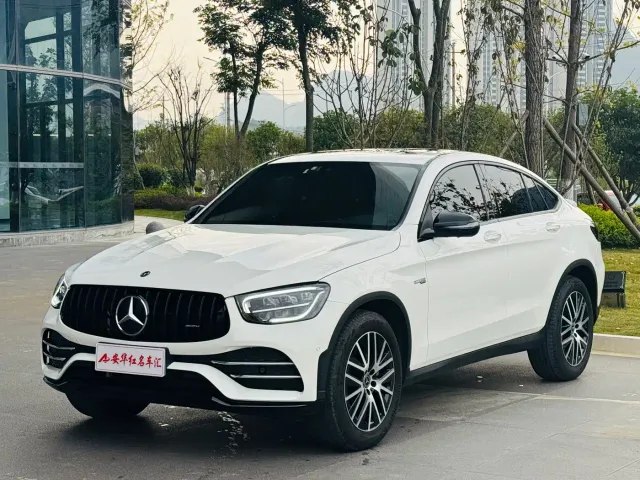 Фотография автомобиля — Mercedes-Benz GLC Coupe