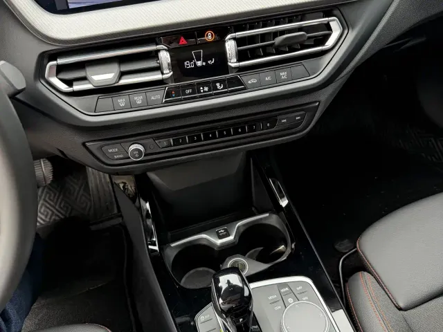BMW 2 Series — Фото автомобиля 14