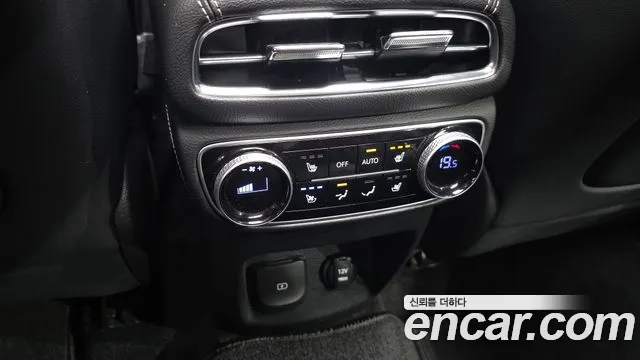 Genesis GV80 2.5T Бензин AWD — Фото автомобиля 18