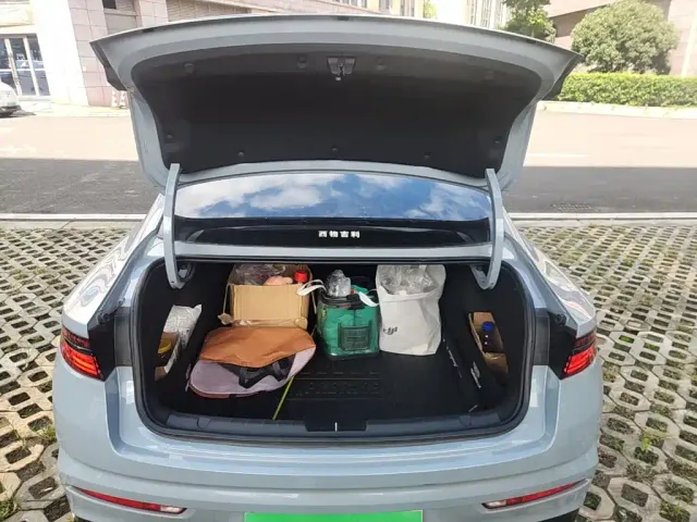 Geely Xingrui — Фото автомобиля 18