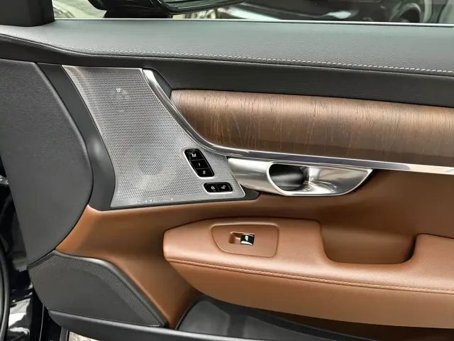 Volvo S90 — Фото автомобиля 16