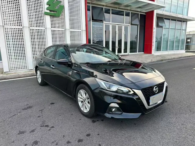 Nissan Teana — Фото автомобиля 20