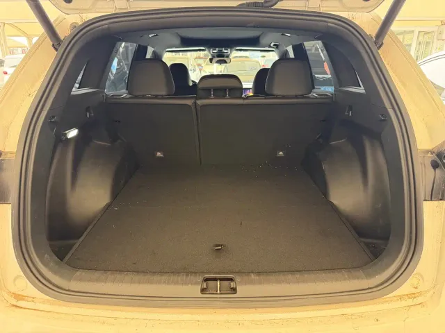 Geely Xingyue L — Фото автомобиля 5