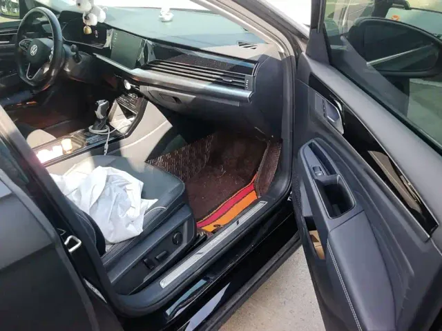 Volkswagen Passat — Фото автомобиля 8