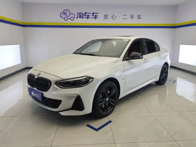 Фотография автомобиля — BMW 1 Series