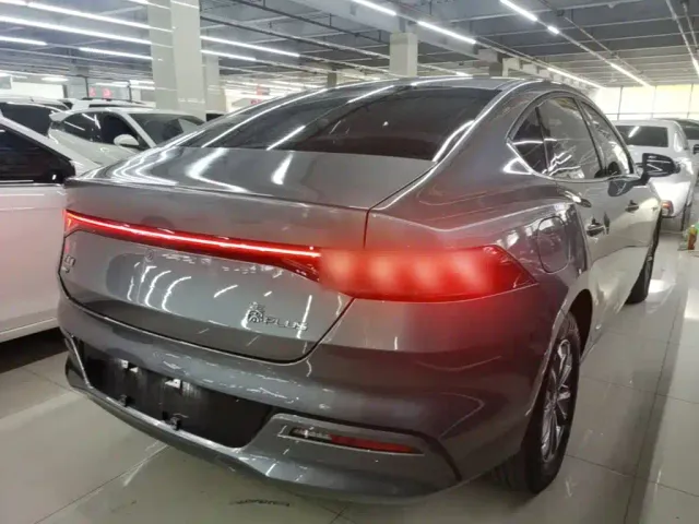 BYD Qin PLUS — Фото автомобиля 6