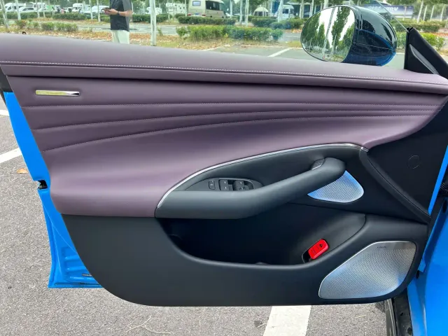 Xiaomi SU7 — Фото автомобиля 8