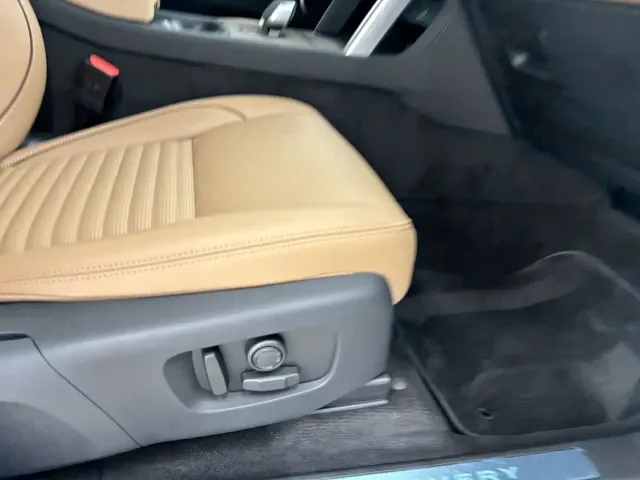 Land Rover Discovery Sport — Фото автомобиля 27